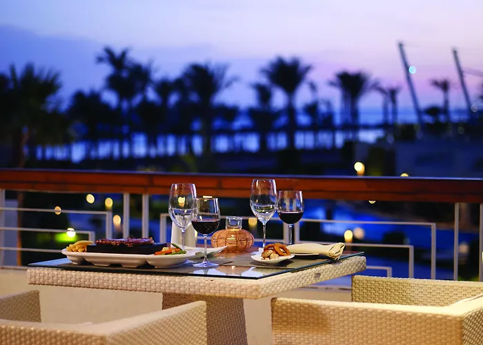 Курортный комплекс Coral Sea Imperial "coral Sea Sensatori" 5*
